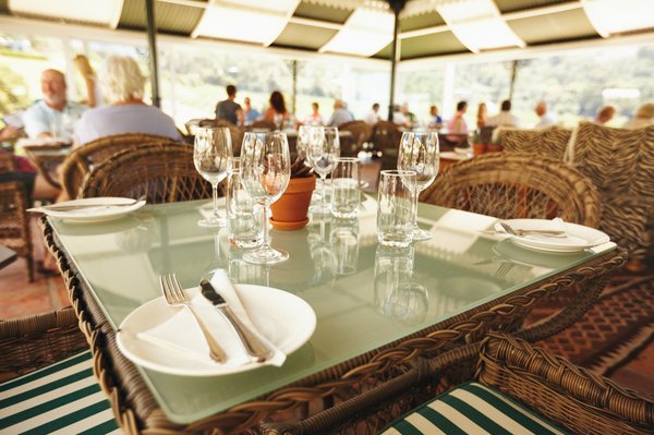 Dîner en terrasse au restaurant de l'Atrium à Reims